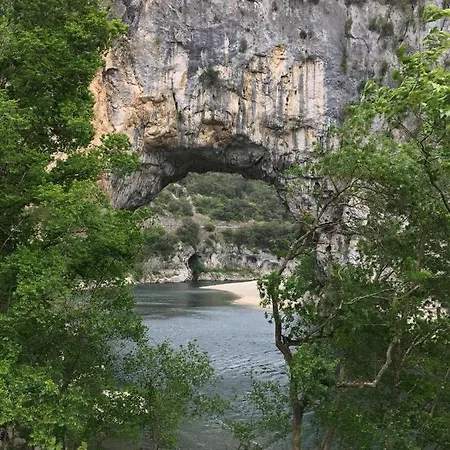 Le De Babeth